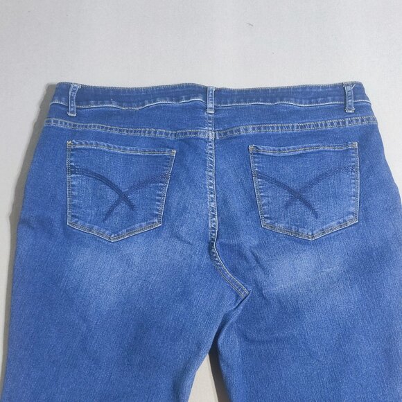Christopher & Banks jeans women's size 16P indigo blue colour Modern Fit Petite - Picture 4 of 11
